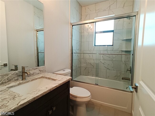 Building Photo - 1017 SW 33rd St