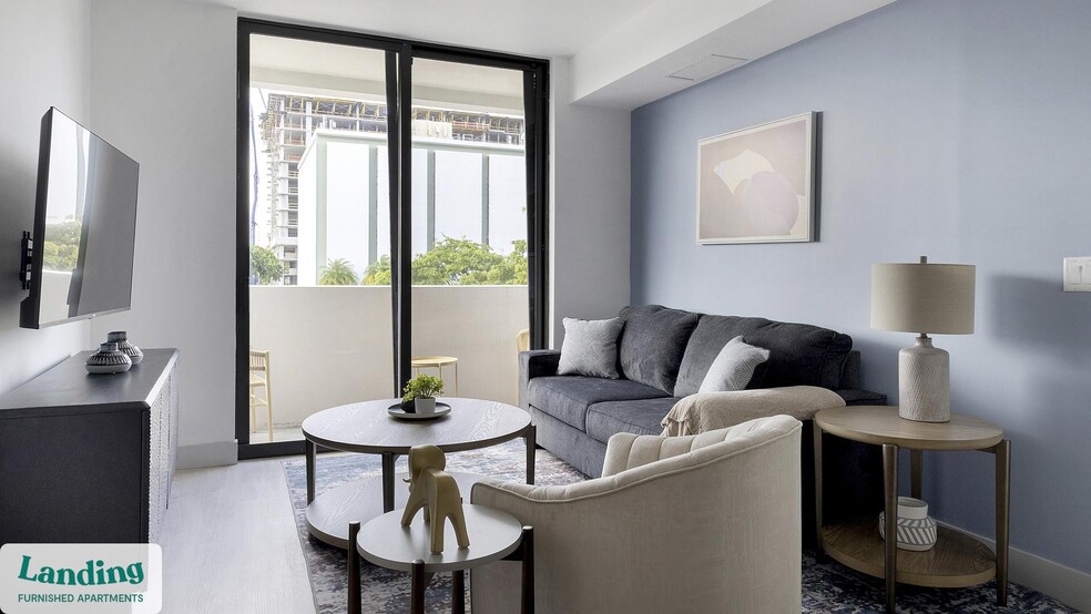 Primary Photo - 1155 NE 126th St