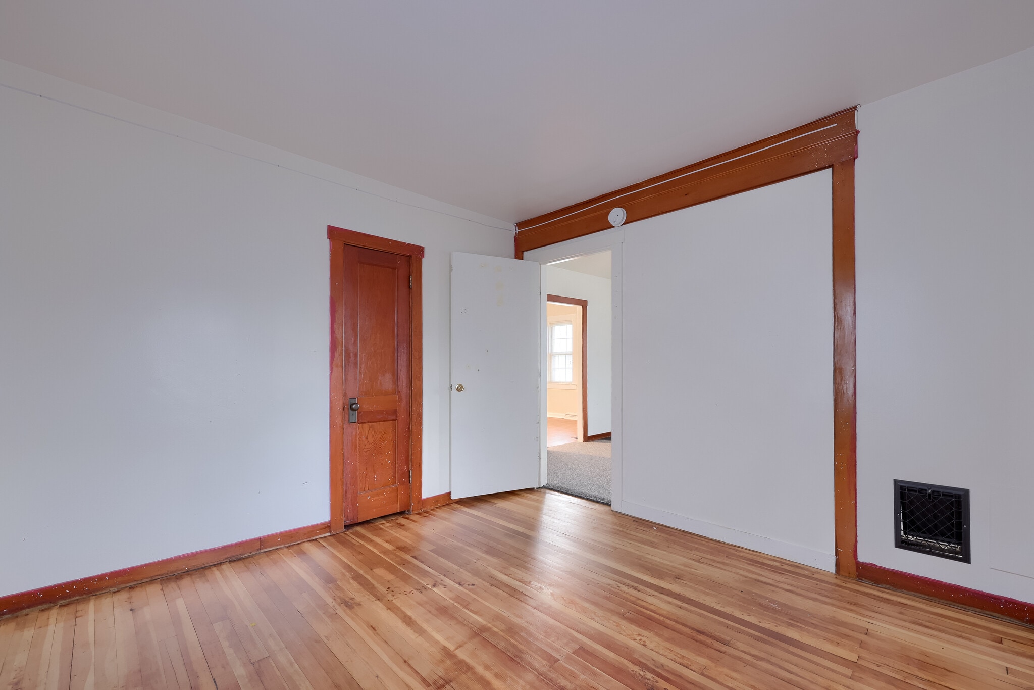 Building Photo - 123 N Spruce St