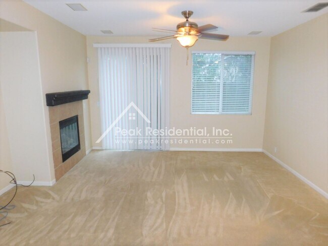 Primary Photo - Wonderful 3bd/2ba Elk Grove Home with 2 Ca...