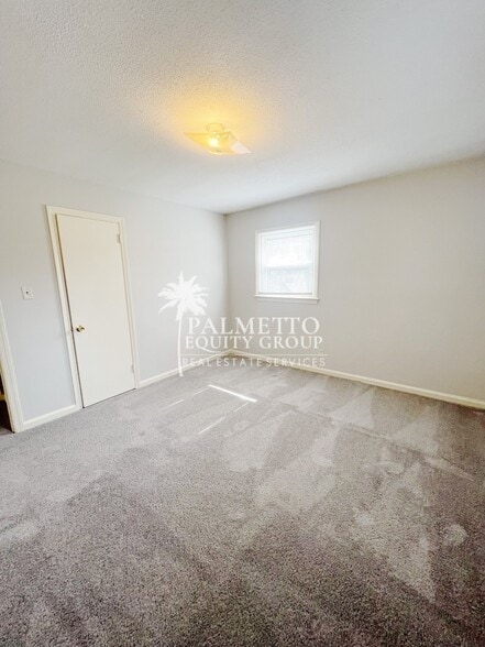 Building Photo - 1583 Lovett St