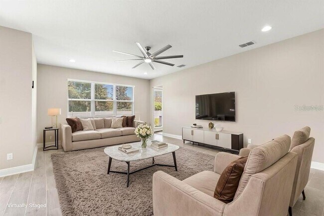 Building Photo - 16010 Sonoma Grv Cir