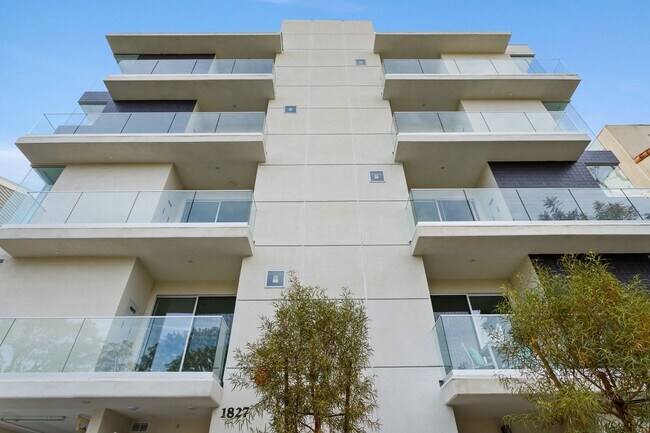 Building Photo - 1827 Midvale Ave-BRAND NEW!