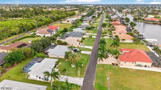 Building Photo - 2919 SW 25th St