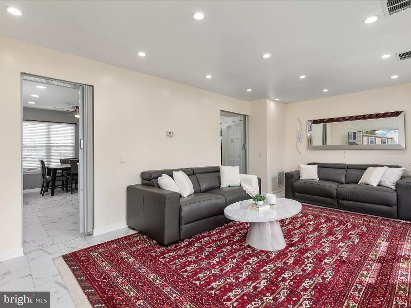 Building Photo - 14707 Southwarke Pl