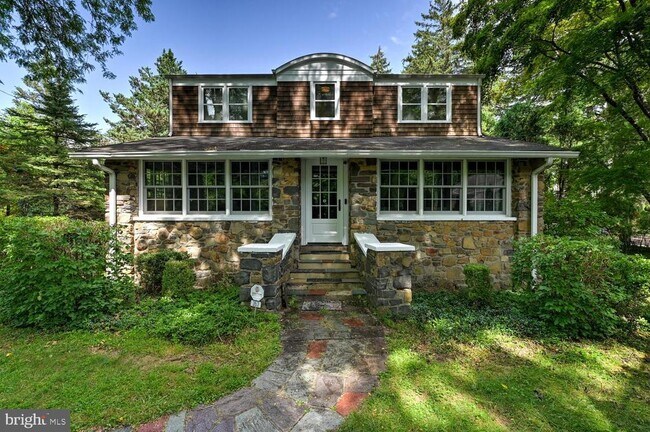 Building Photo - 353 Cherry Hill Rd