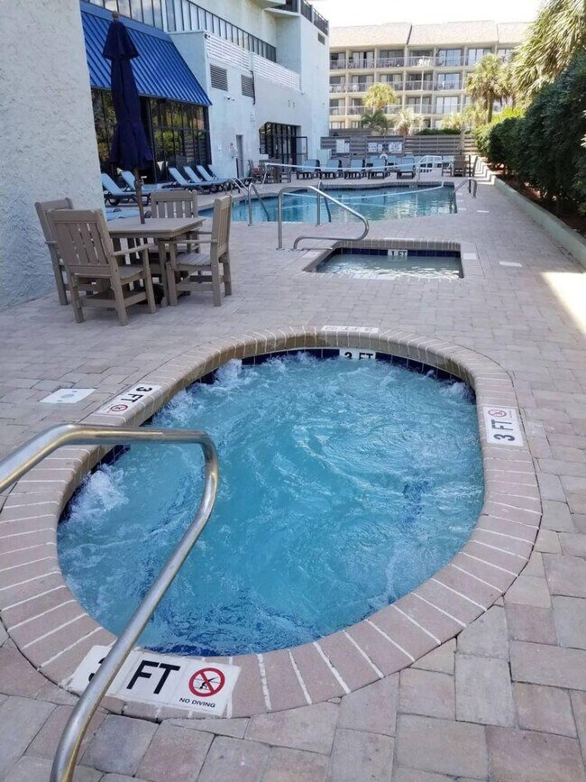 Building Photo - 2001 S Ocean Blvd