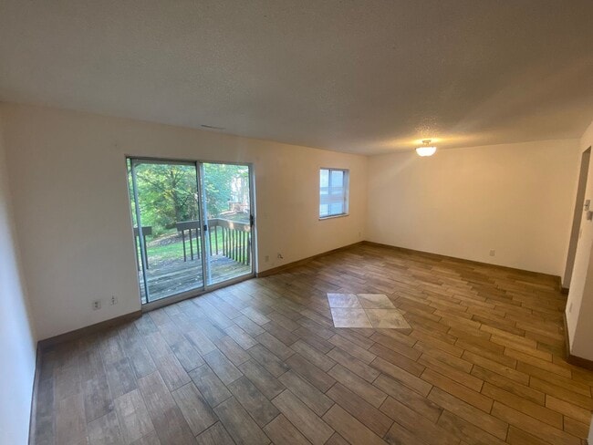Building Photo - 3br/2.5ba townhome in Eden Prarie