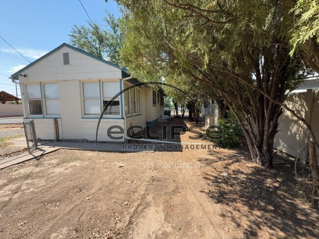 Building Photo - 1250 Orchard Ave