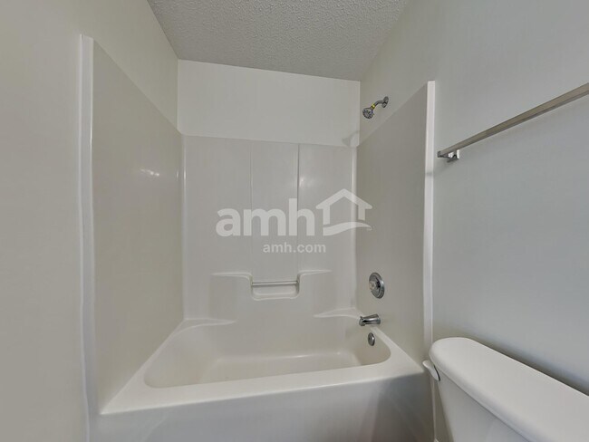 Building Photo - 14012 Sobeck Ln