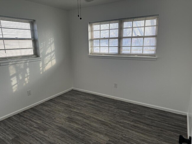 Building Photo - 5234 41st St