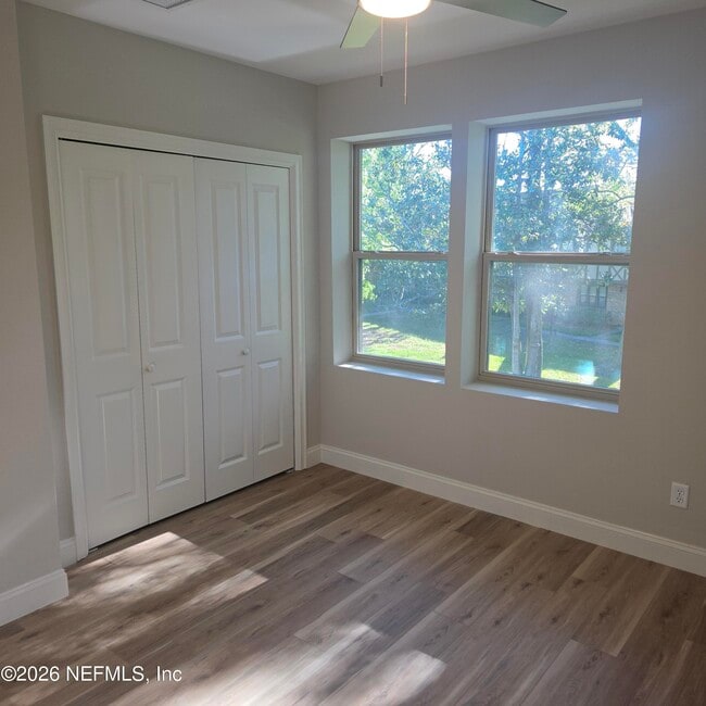 Building Photo - 8205 Kensington Square