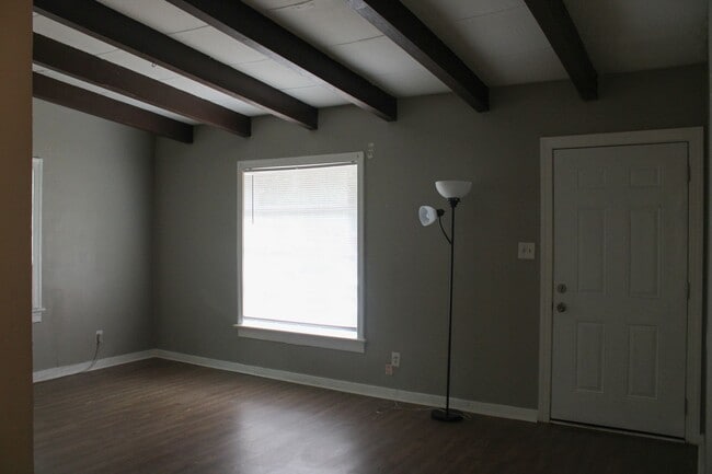 Building Photo - 1303 Downing St SW