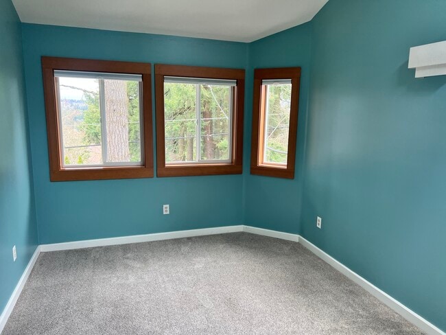 Building Photo - 9400 SW 3rd Ave