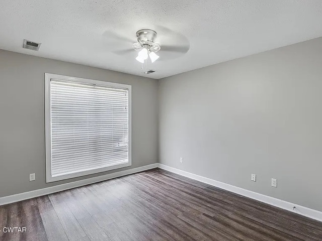 Building Photo - 47 Shaded Brook Ln