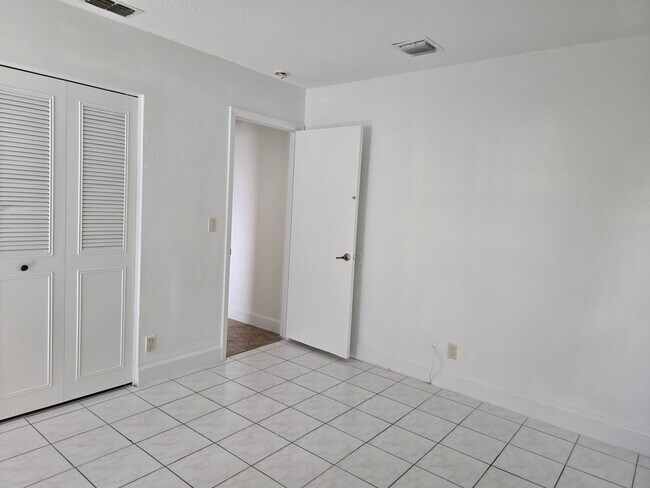 Building Photo - 4125 Pine Branch Cir