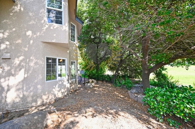 Building Photo - 21678 Eastmere Ln