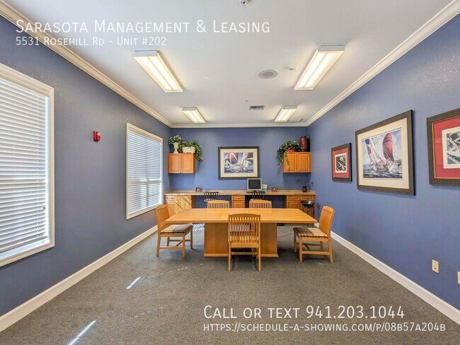 Building Photo - 5531 Rosehill Rd