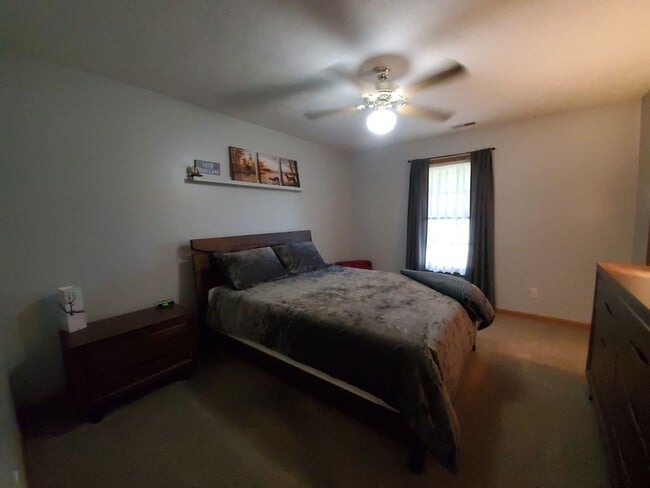 Building Photo - 5086 Rio Dosa Downs