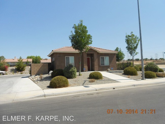 Primary Photo - 6906 EDGEVIEW Dr