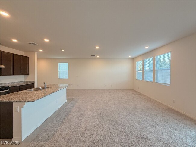 Building Photo - 6978 Dandelion Pk Ave