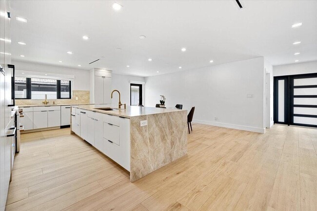 Building Photo - 6897 Terra Tranquila Dr