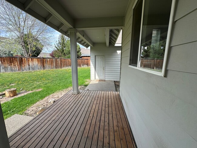 Building Photo - Sanders Mill Neighborhood 3 Bedroom, 2 Bat...