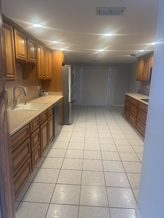 Building Photo - Beautiful Country Home on 1.76 Acres — No HOA, No Deed Restrictions!