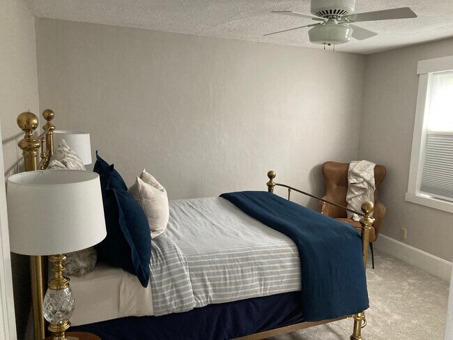 Bedroom #2 - 1035 Newton Ave