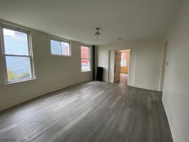 Building Photo - 130 Milford Ave