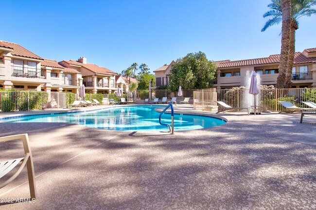 Building Photo - 9707 E Mountain View Rd