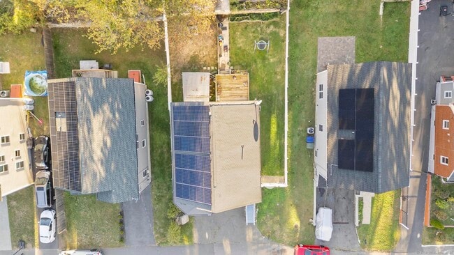 Building Photo - 39 Infield St