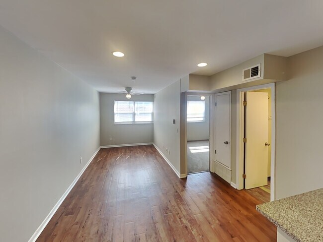Building Photo - 31 Chittenden Ave
