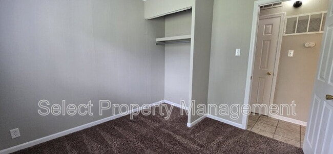 Building Photo - 622 Brandford Ct