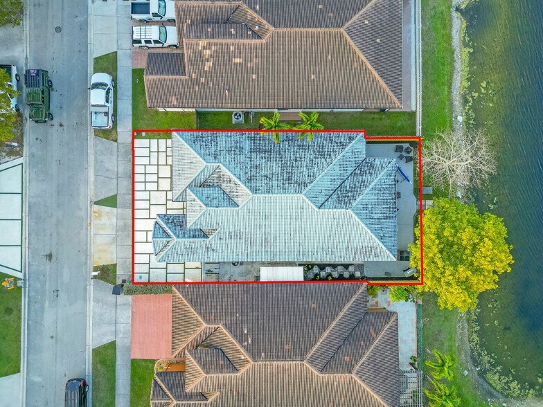 Building Photo - 1205 SW 146th Ct