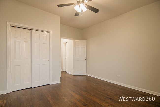 Building Photo - 308 S Springfield Ave