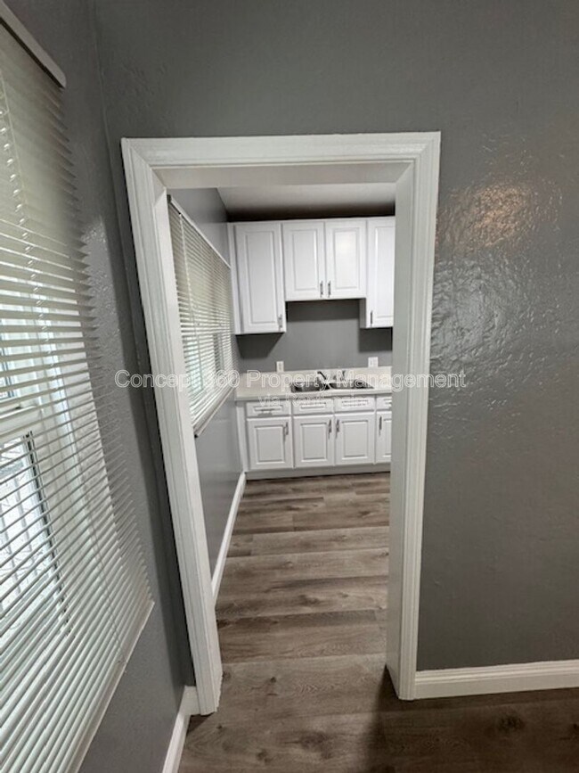 Building Photo - 714 Lime Ave