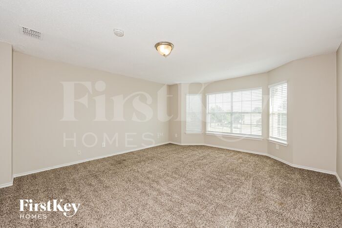Building Photo - 301 Sunset Oaks Dr