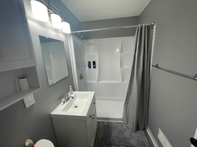 Building Photo - 13808 12th St