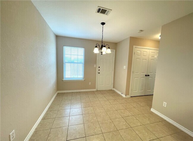 Building Photo - 3538 Paloma Ridge Dr