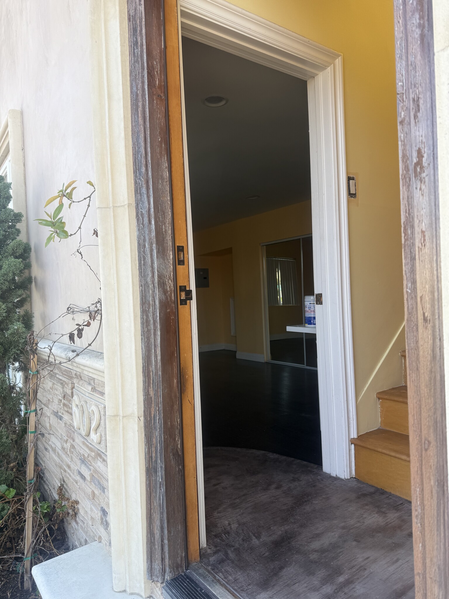 Building Photo - 602 Elvira Ave