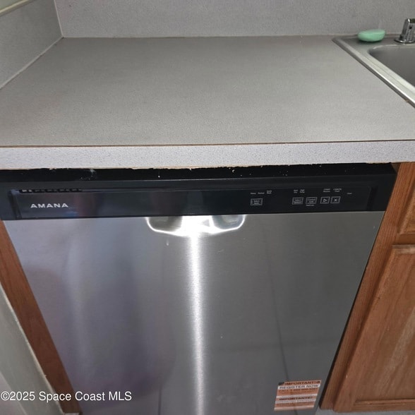 Building Photo - 7747 Greenboro Dr