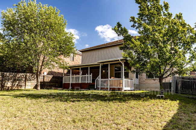 Building Photo - 818 Quitman Oak