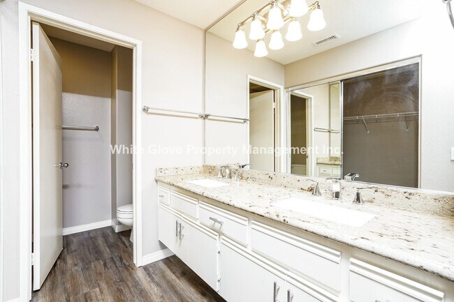 Building Photo - 3 Bedroom Montecido Condo with Amazing Views