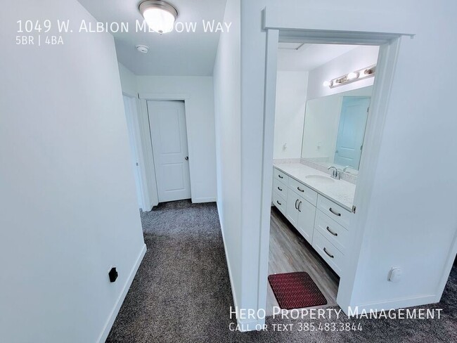 Building Photo - 1049 Albion Meadow Way