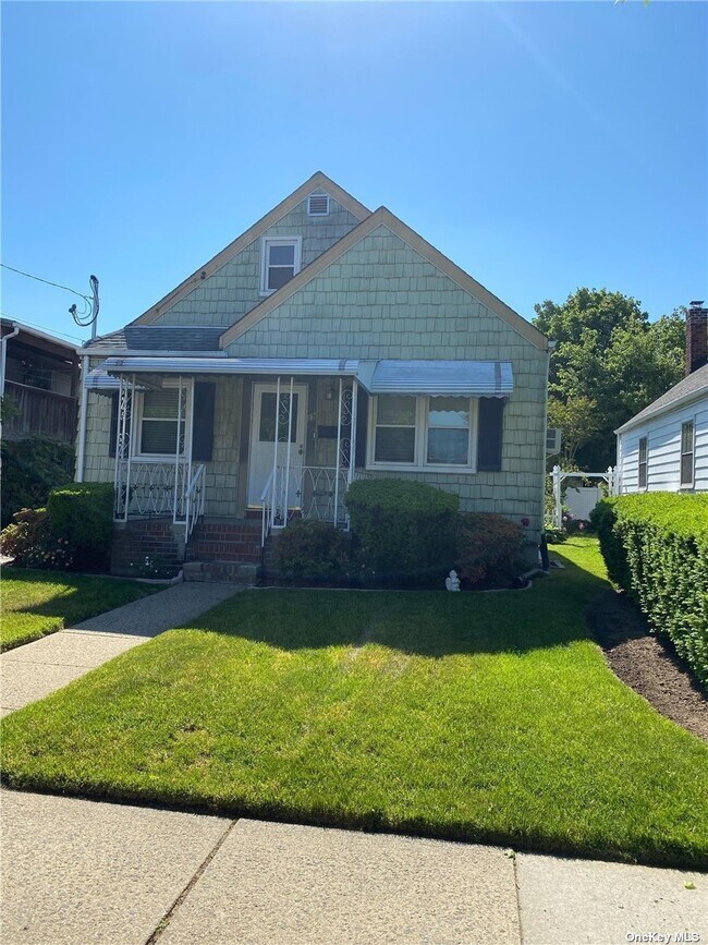 Primary Photo - 19 Belmont Blvd