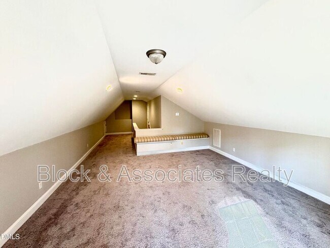 Building Photo - 3304 Drexel Hill Ct