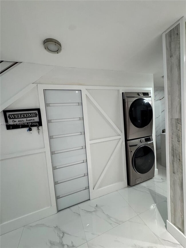 Building Photo - 13308 SW 60th Terrace