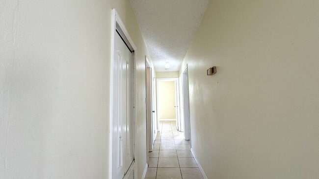 Building Photo - 1037 Berkshire Rd