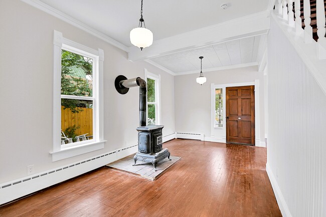 Building Photo - 16 Colorado Blvd